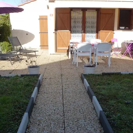 Hébergement de vacances Maison Brem, 2 Pièces, 4 Personnes - Fr-1-231-168 Saint-Martin-de-Brem
